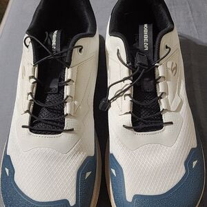 Hobibear Men's Cream and Navy Lightweight Trail Sneakers